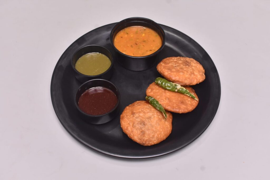 Mumbai & Delhi Street Food Now in Gurgaon