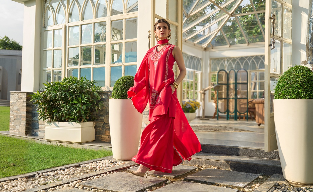 Radiate charm in Rangriti's red 3-piece set