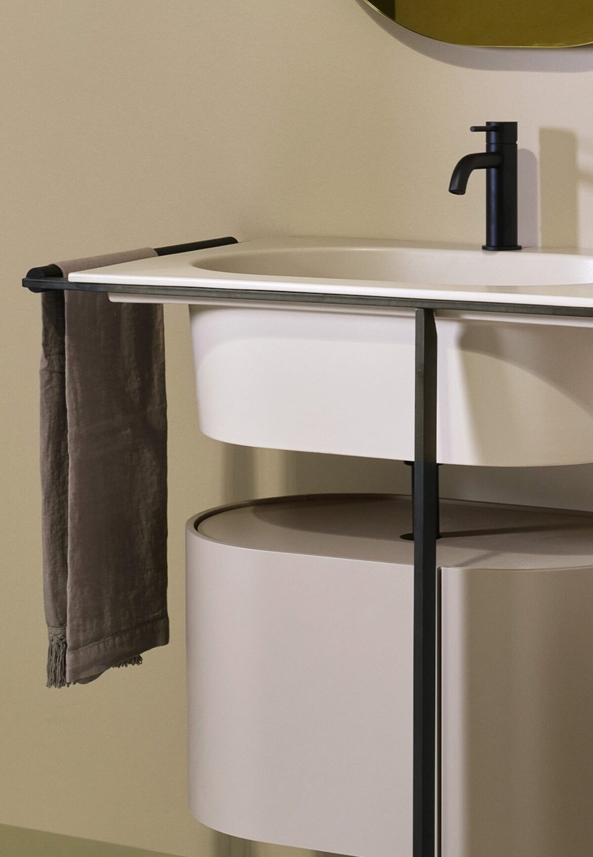 Valueline Introduces Ceramica Cielo’s Kyros Washbasin with Cabinet