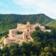 Luxury Hotels in Northern India: Best Palace, Mountain & Lakeside Retreats 122 Luxury hotels and royal retreats across Northern India featuring Himalayan resorts, palace stays, lakeside escapes, and desert luxury experiences.