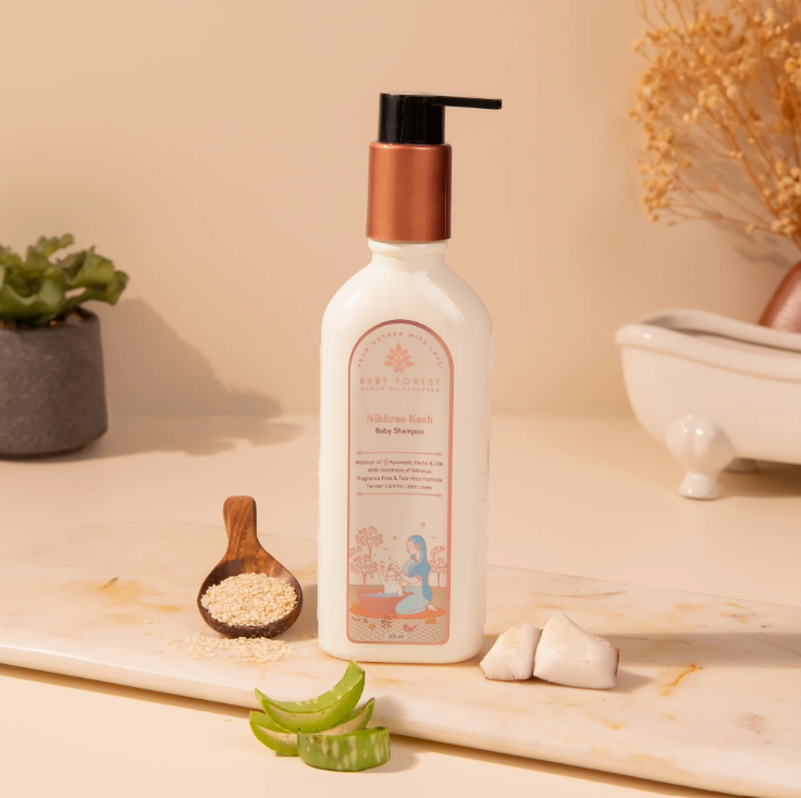 Baby Care Essentials Every Parent Needs This Summer 116 Baby Forest Nikhrae Kesh Baby Shampoo and Scalp Cleanser with Hibiscus Leaves and Mungbean for healthy baby hair and scalp.